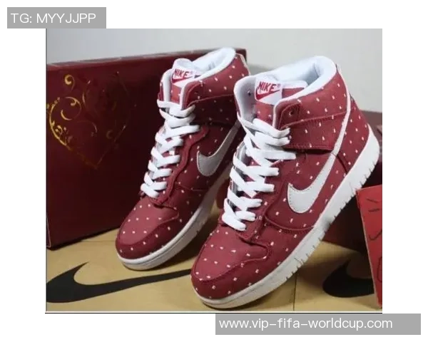 耐克篮球鞋女款新潮设计舒适性能完美结合助力你的篮球梦想