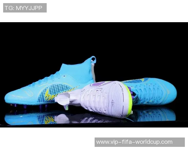 足球鞋44的完美选择提升你的球场表现与舒适度体验